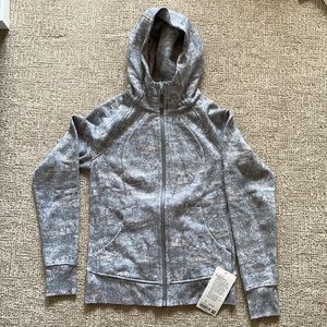 NOT WORN Lululemon scuba hoodie
